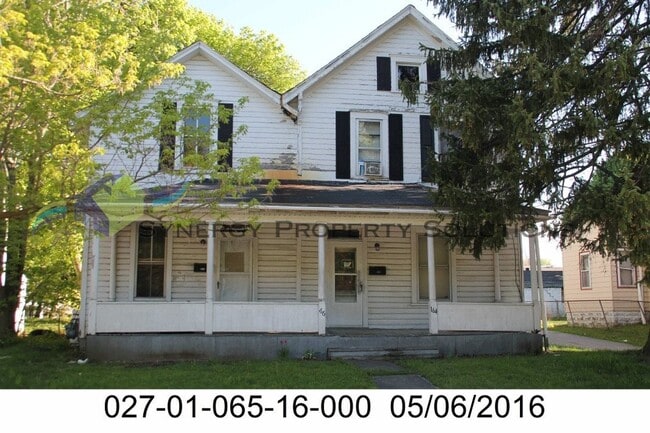 Primary Photo - Glessner Ave 164 - 166