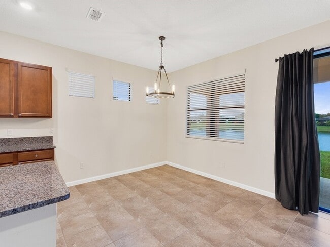 Building Photo - 6780 Canterbridge Dr