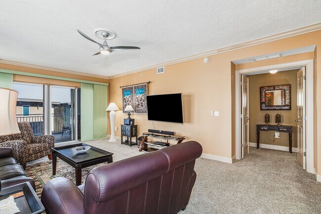 Building Photo - 1809 1st St N