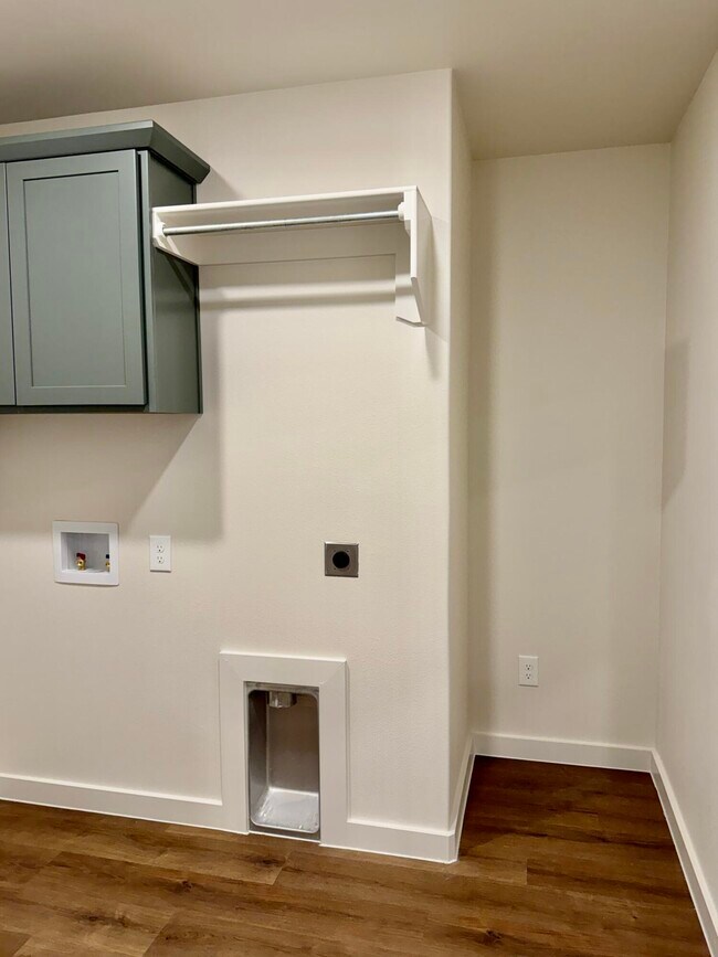 Building Photo - 7007 16th St