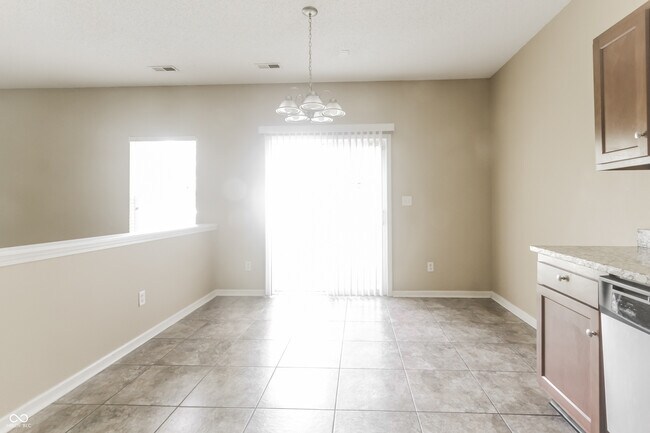 Building Photo - 8018 Ithaca Way