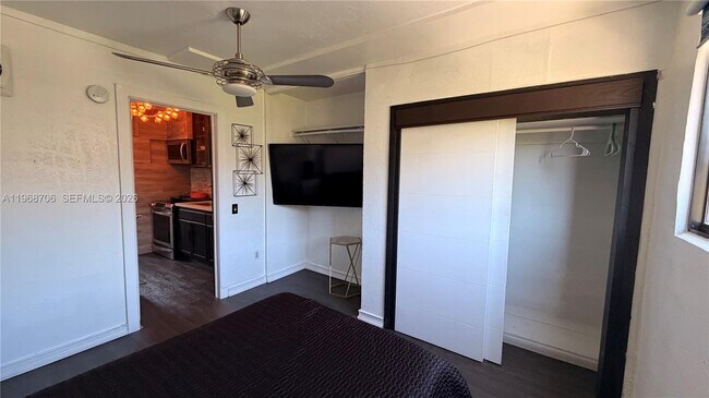 Building Photo - 168 NW 53rd St