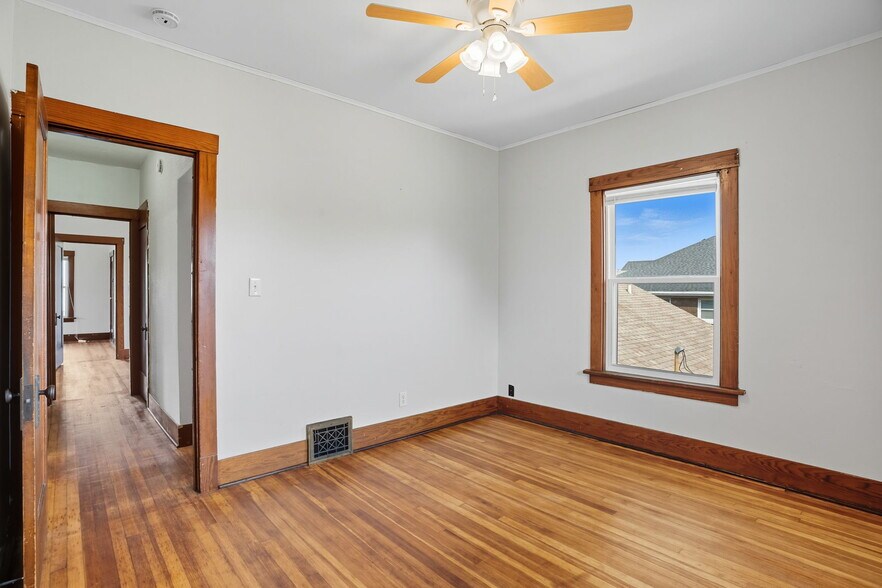 Building Photo - 1719 N Marquette St