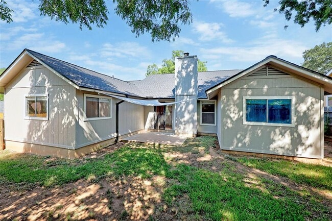 Building Photo - 12601 Europa Ln