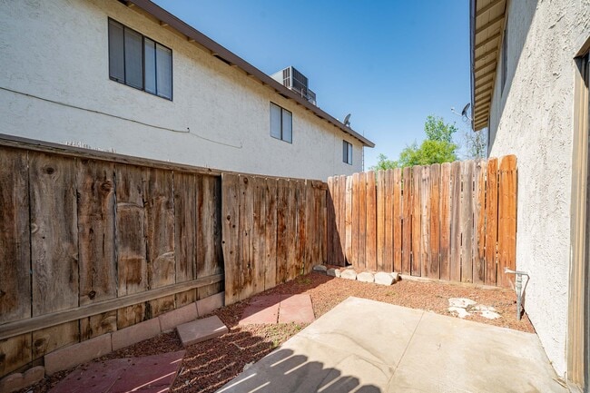 Building Photo - 2601 Actis St