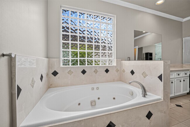 Building Photo - 3515 Durness Way