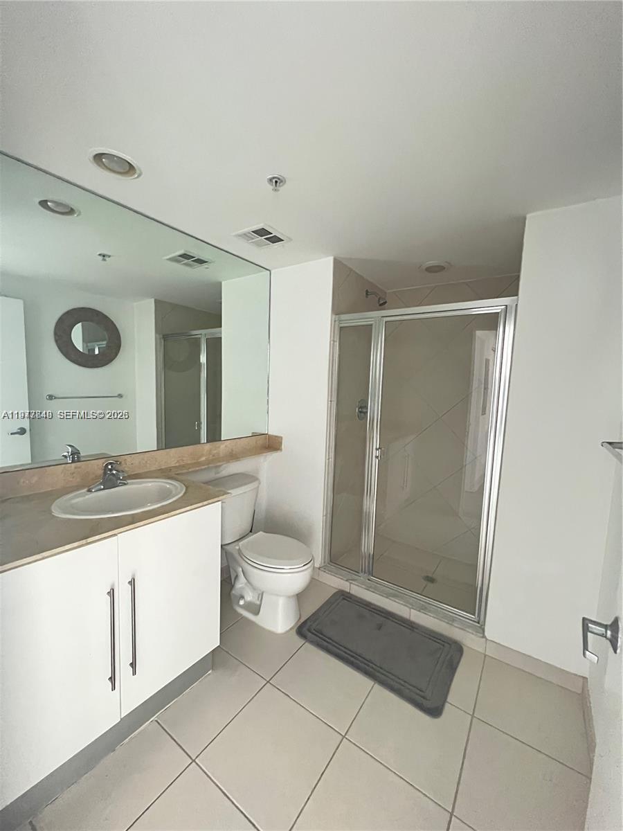 Building Photo - 325 S Biscayne Blvd