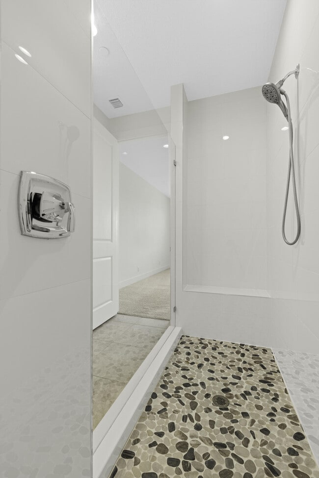 Building Photo - 5143 Beckman Ter