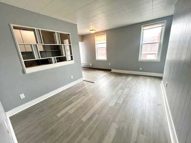 Building Photo - 1141 Brabec St