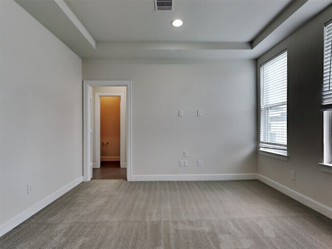 Building Photo - 353 Eado Park Cir