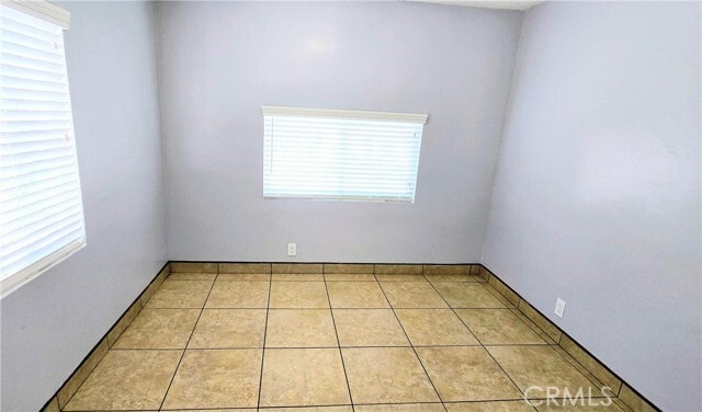 Building Photo - 1342 E 77th Pl