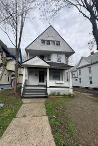 Building Photo - 612 W Church St