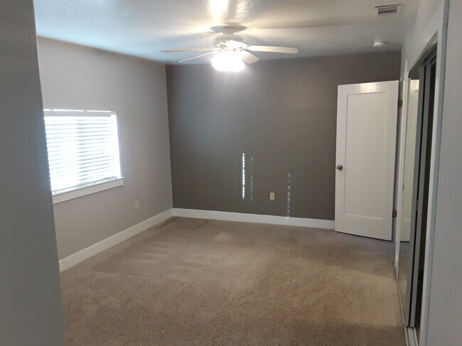 Master Bedroom - 608 Elefa St