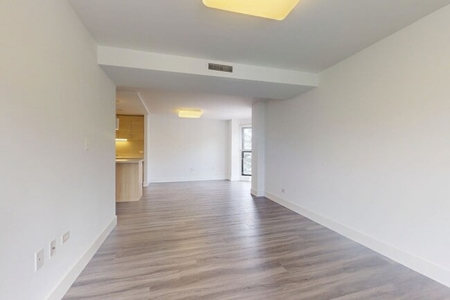 Floorplan - 1400 E. 57th Street