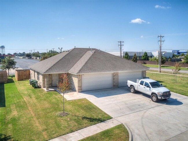 Building Photo - 1102 Ashton Ln