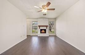 Building Photo - 8235 Summer Side Dr