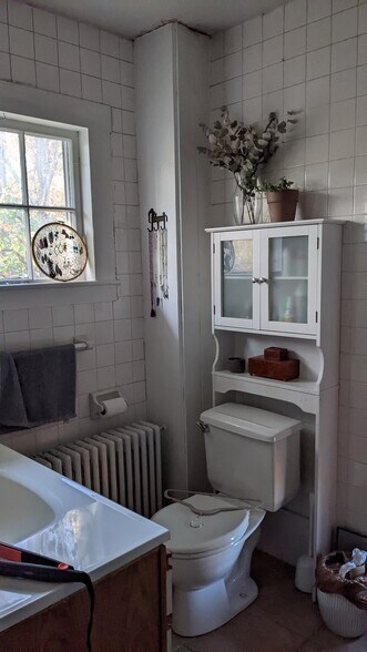 Building Photo - 294 Western Ave