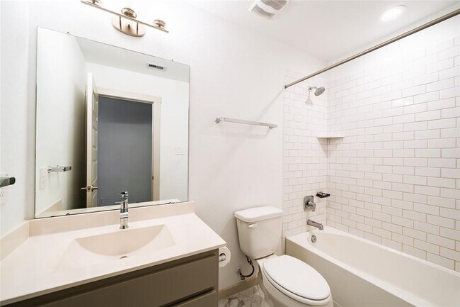 Building Photo - 29423 Red Rocks Pk Dr