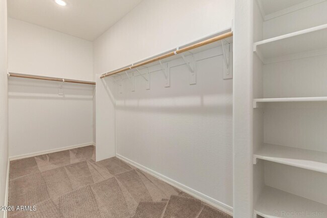 Building Photo - 2057 Kenton Way