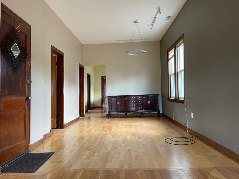 living room - 2877 S Throop St