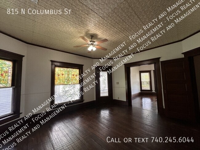 Building Photo - 815 N Columbus St
