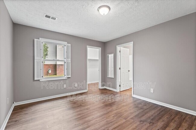 Building Photo - 3534 Cave Hill Pl
