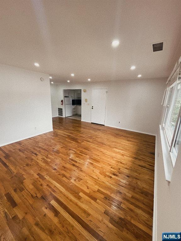 Building Photo - 389 De Wolf Pl