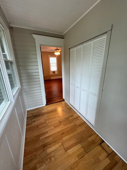sunroom closet - 617 Delles Rd