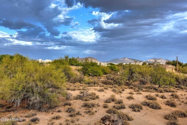 Building Photo - 28685 N 73rd St