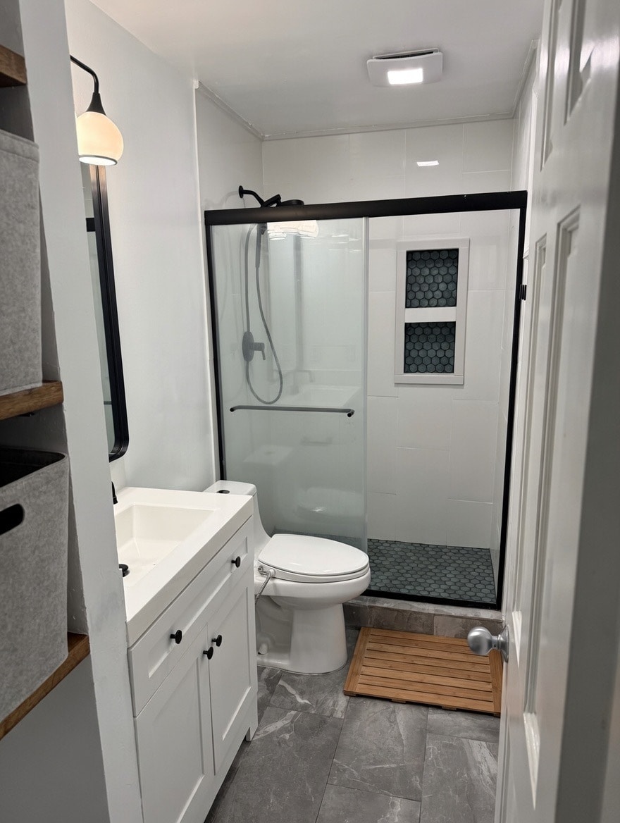 Bathroom - walk in shower - 74-5051 Malia Pl