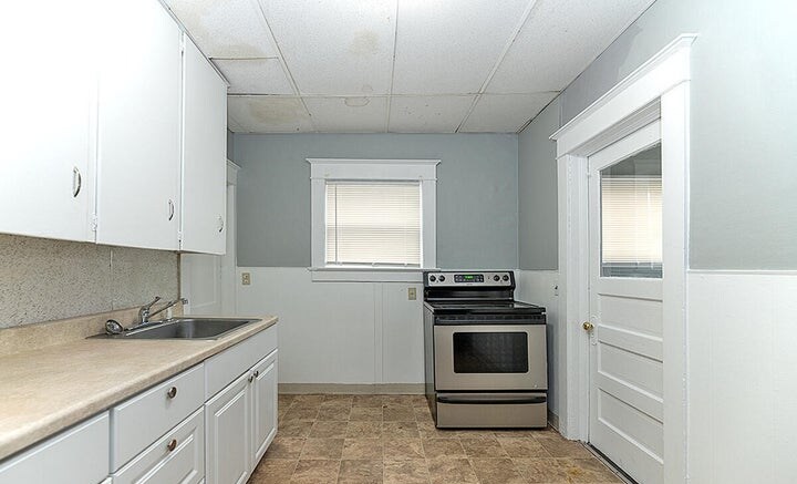 Building Photo - 1824 Coleman Ave