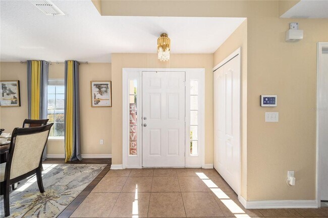 Building Photo - Private Oasis in the Heart of Alachua