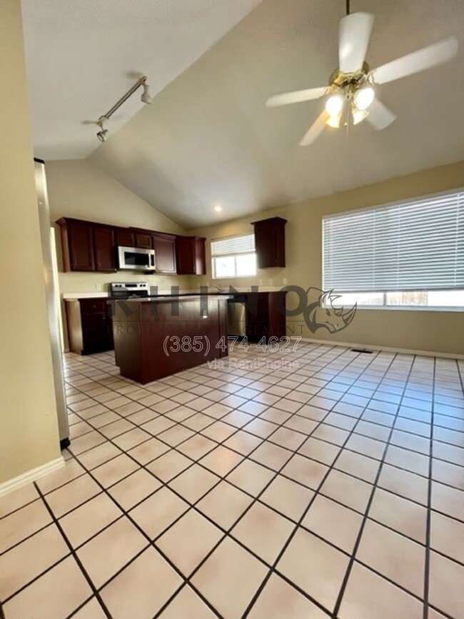 Building Photo - 10319 Ashley Park Dr