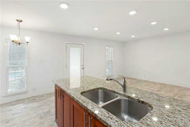 Building Photo - 5820 Berkman Dr