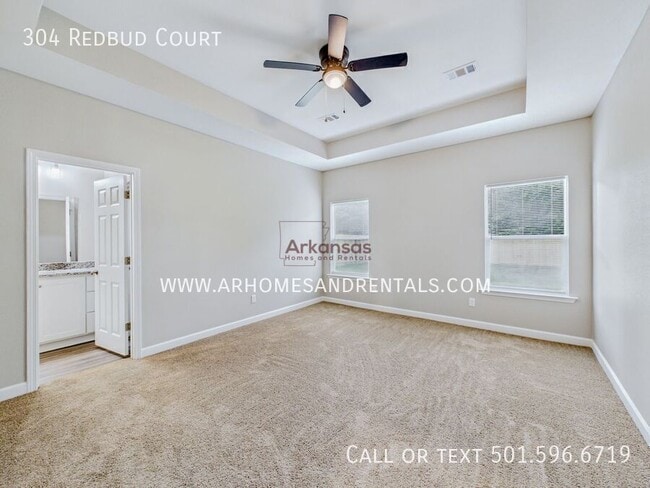 Building Photo - 304 Redbud Ct