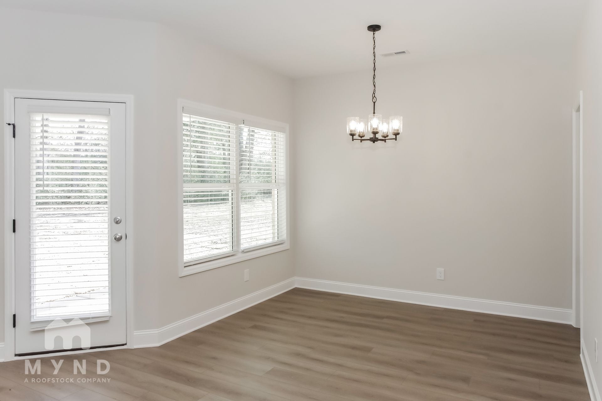 Building Photo - 149 Rose Vly Dr