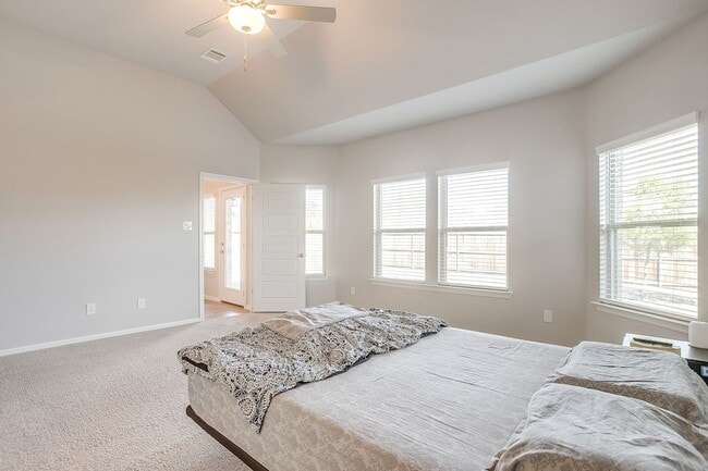 Building Photo - 8924 Lantana Meadow Dr