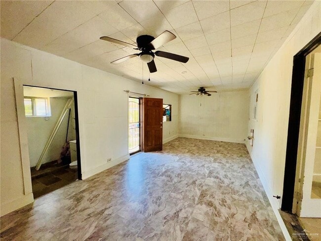 Building Photo - 1601 Redwood Ave