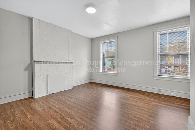 Building Photo - 551 Bates St