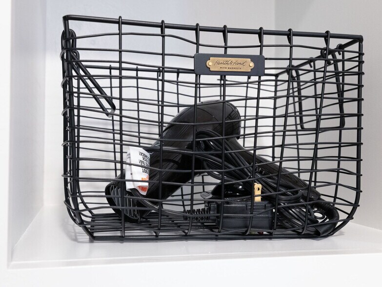 Building Photo - 1 Central Sq