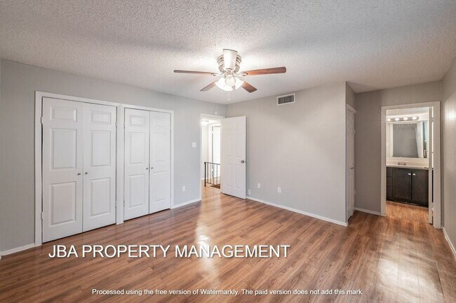 Building Photo - 1758 Farleigh Ct