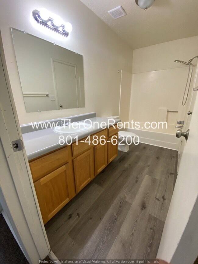 Building Photo - NO DEPOSIT option available for qualified renters!