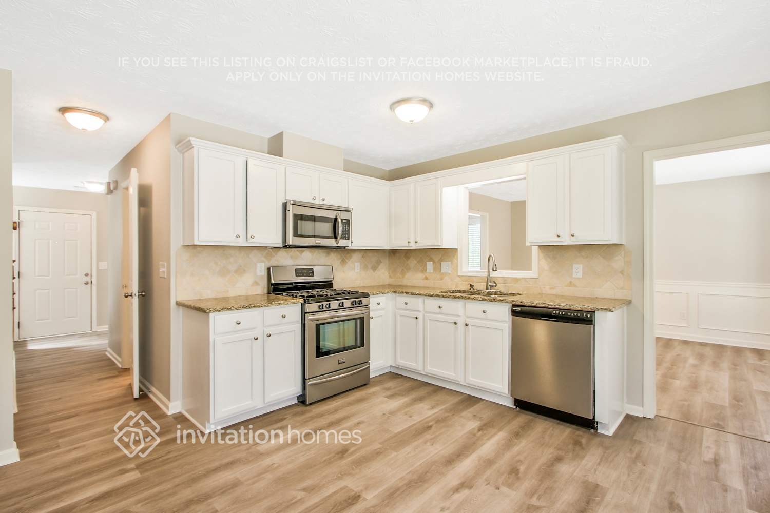 Building Photo - 3272 Summit Glen Dr