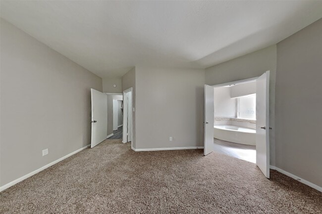 Building Photo - 14306 Cypress Falls Dr