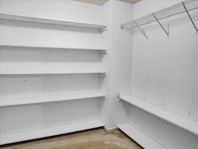 Building Photo - 3725 Crescent Walk Ln NE