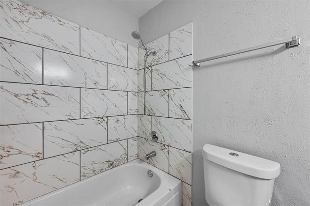 Building Photo - 14800 Enterprise Dr