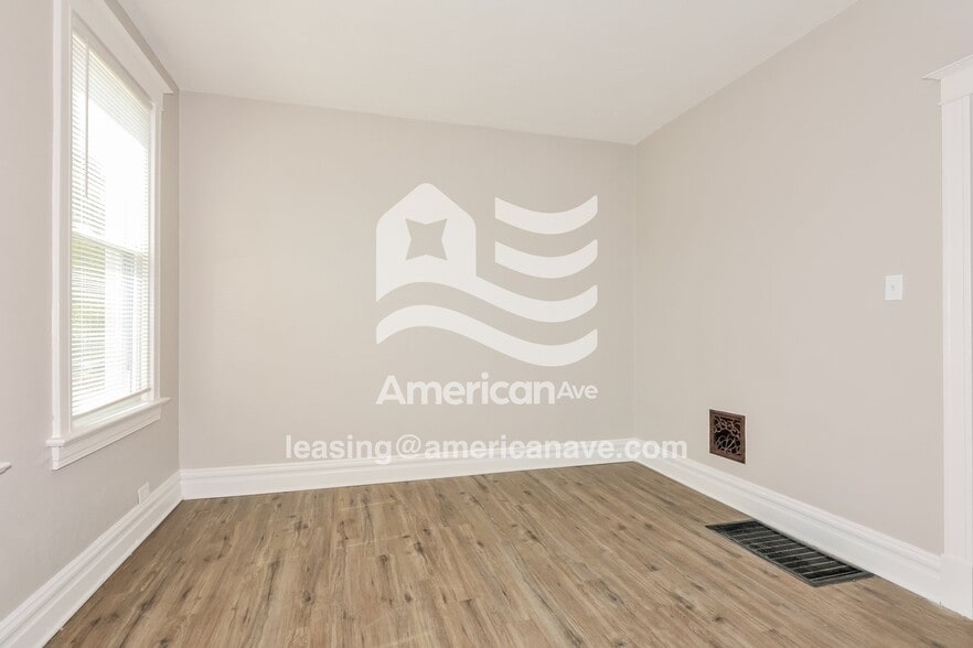 Building Photo - 4363 Neosho St