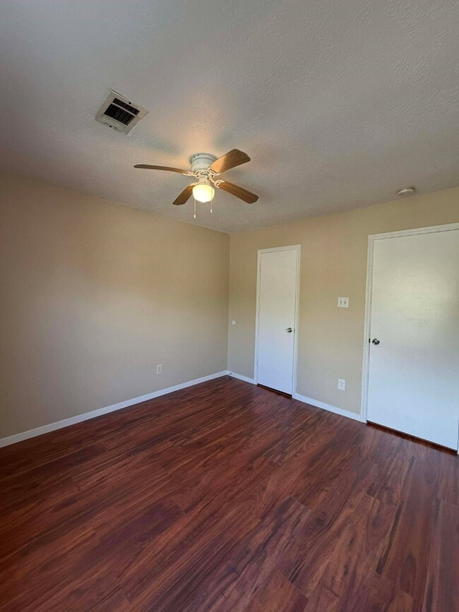 Building Photo - 18403 Willow Moss Dr