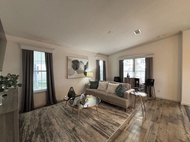 Building Photo - 4109 74th Pl N