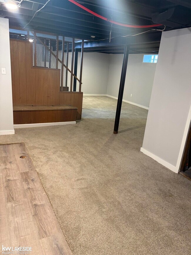 Building Photo - 9539 Beaverland St